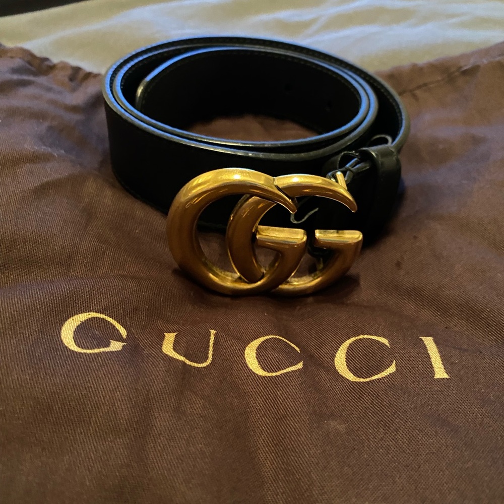 Gucci double G buckle leather belt Authentic